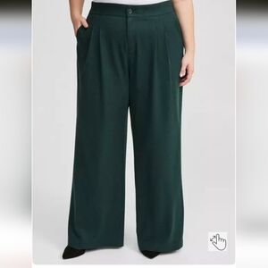 NWT Torrid Brushed Twill Wide Leg Pants